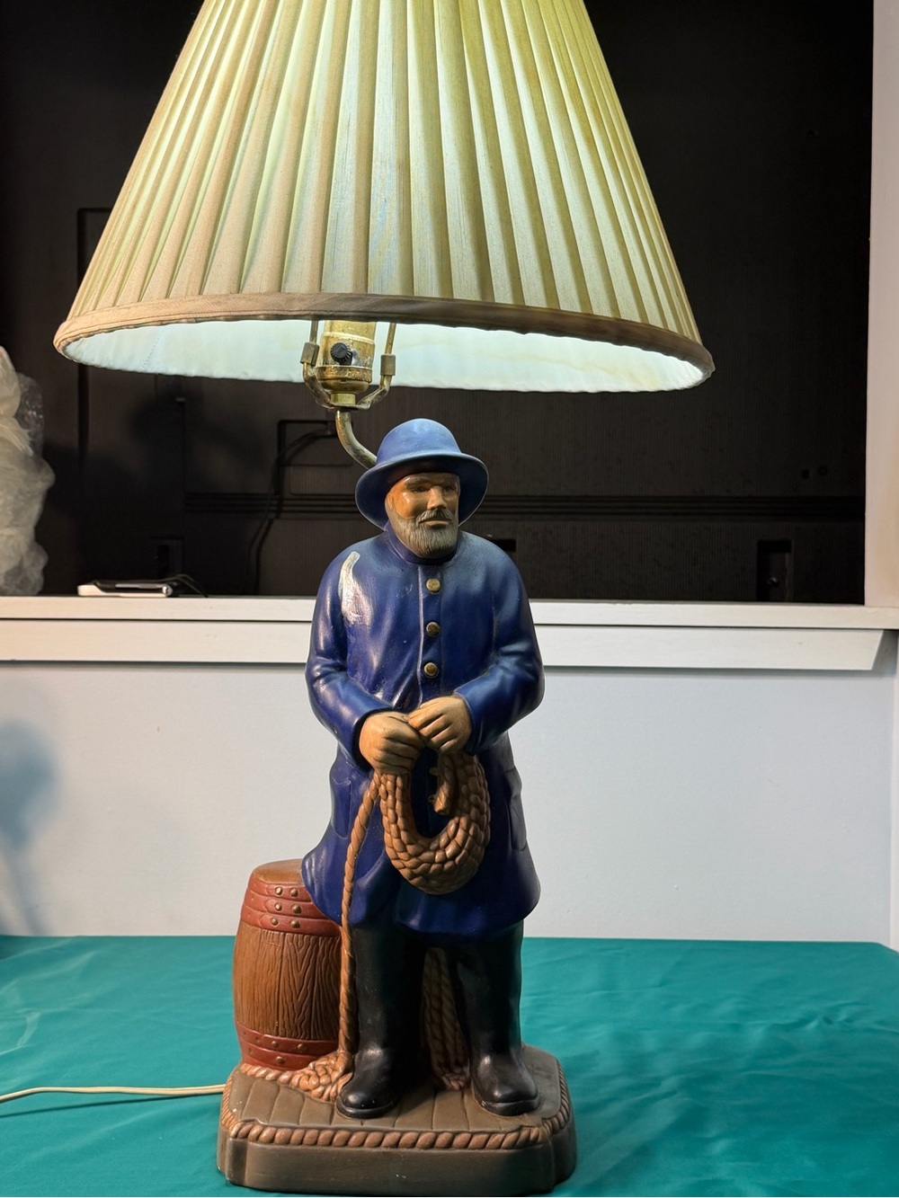 Vintage Nautical Fisherman Lamp - Old Salty - Working
